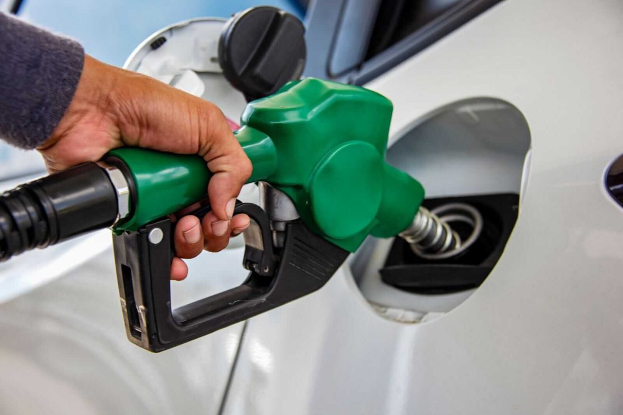 Oil Prices Fall Back as Red Sea Oil Shipments Continue