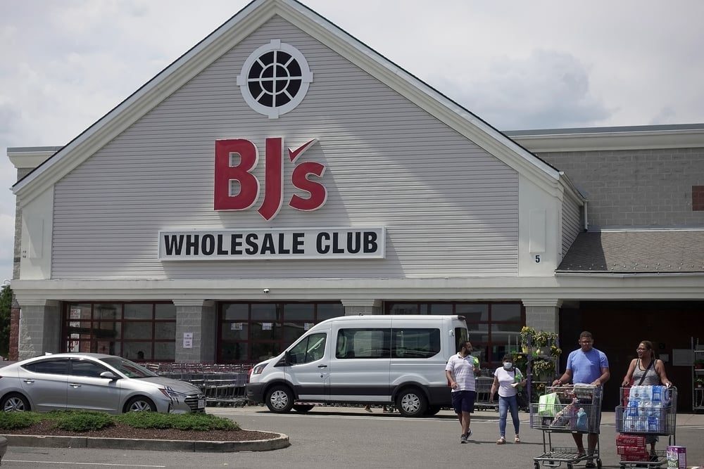 BJ’s Wholesale Club Says Shoppers Are Flocking to Its Pumps