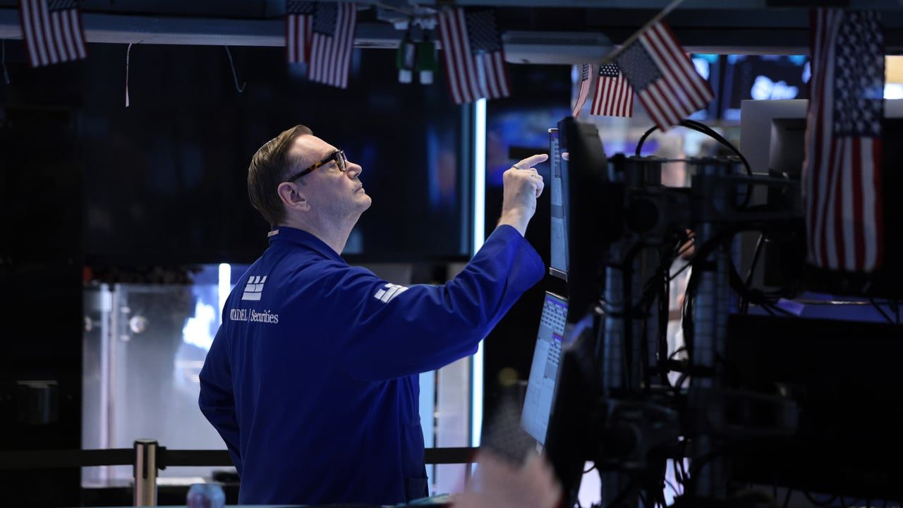 Chip stocks rebound, earnings beat as Iran ceasefire talks begin