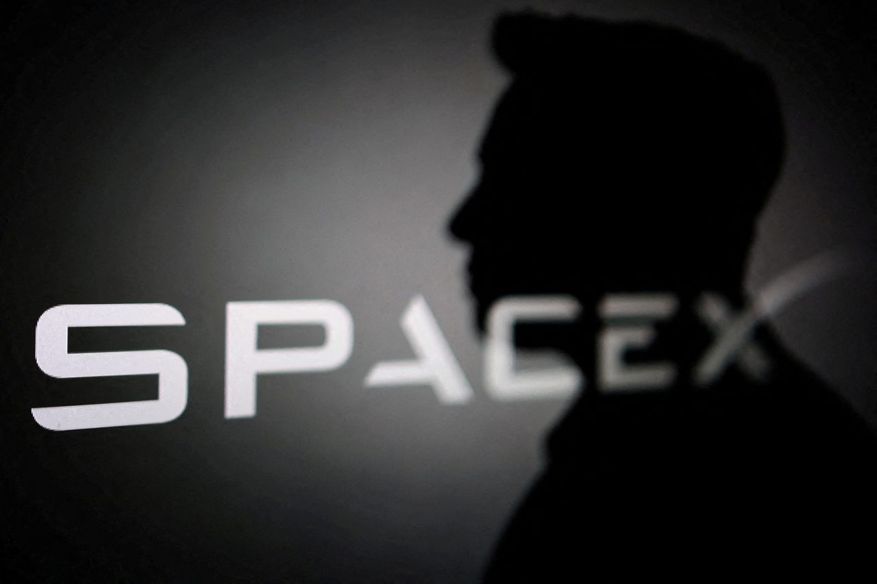 SpaceX stock got cut in half after joining an industry sell-off already underway: Chart of the Day