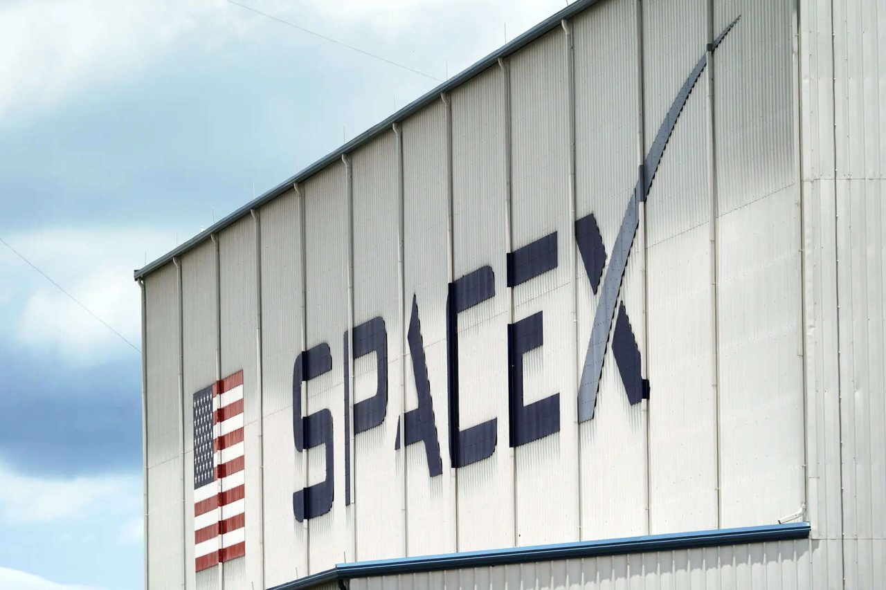 SpaceX rally signals stronger growth ahead with Starlink and AI