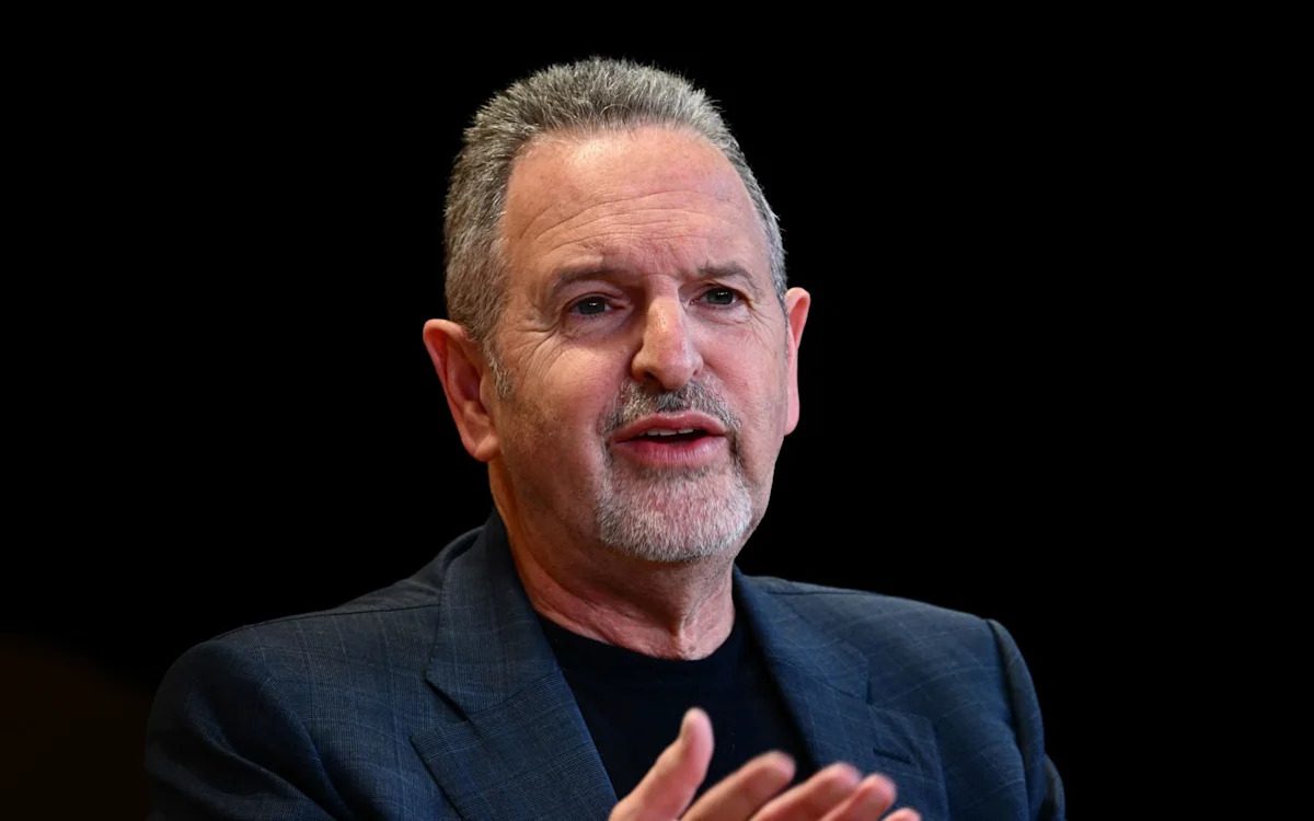 Arm chief faces threat of investor revolt over $800m pay deal