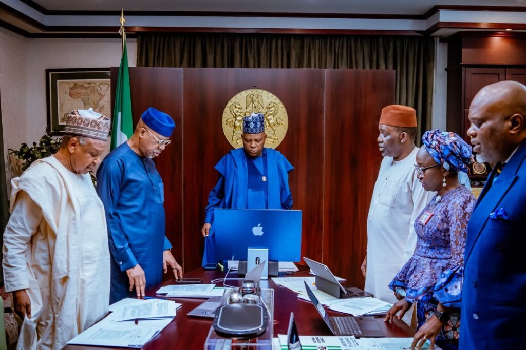 Economic council approves fresh $3.3bn pre-export finance facility to boost external reserves