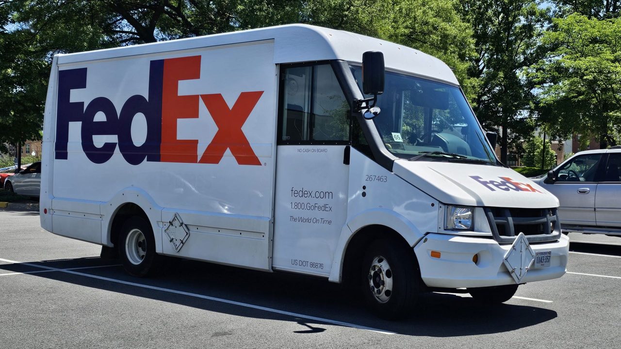 FedEx spreads shipping fees to EU, more zip codes