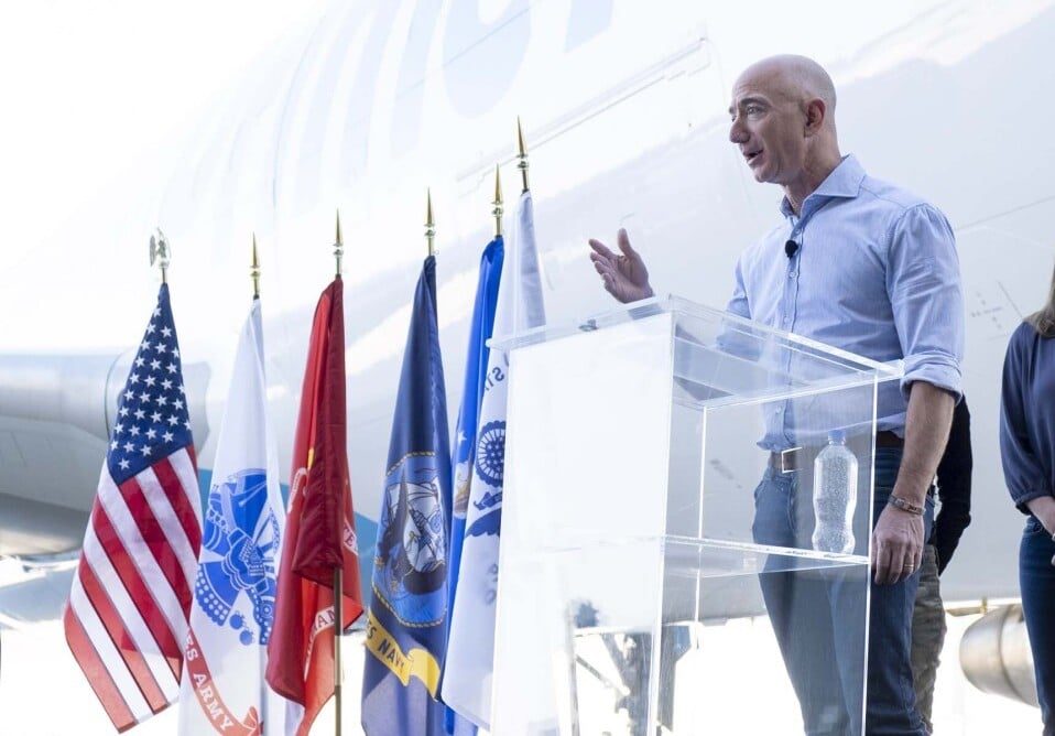 Jeff Bezos' Amazon Just Raised Its AI Spending to $220 Billion for 2026. Here's What That Capex Hike Means for Investors.