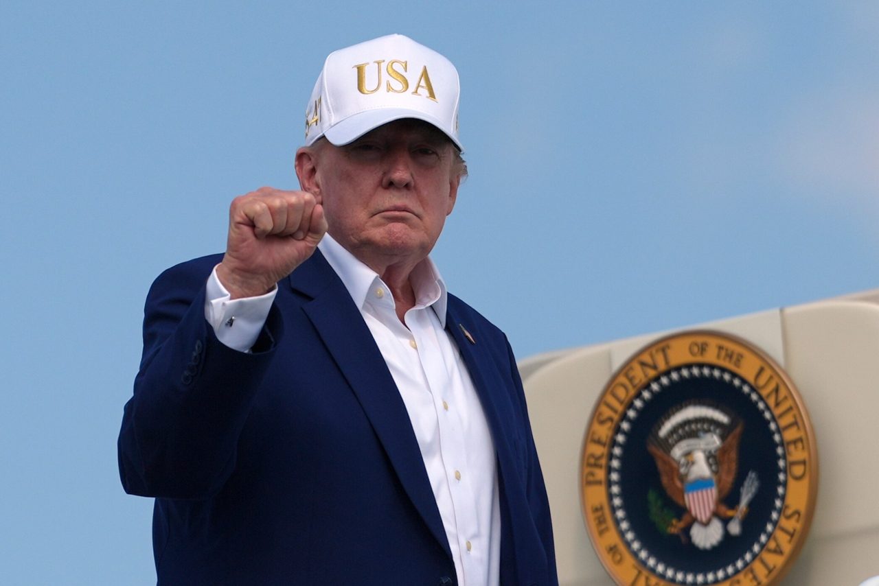 Trump's new White House counsel headed the commission that secured his $400 million ballroom project
