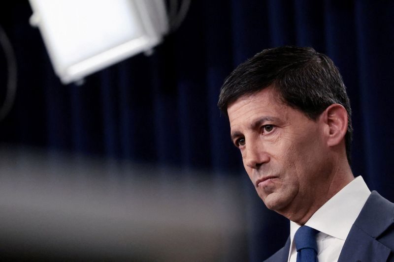 Analysis-Warsh's 'quieter Fed' now includes a smidgen of guidance