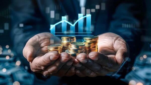 Bajaj Finance Profit Rises 29% on Tight Credit Control and Margin Expansion
