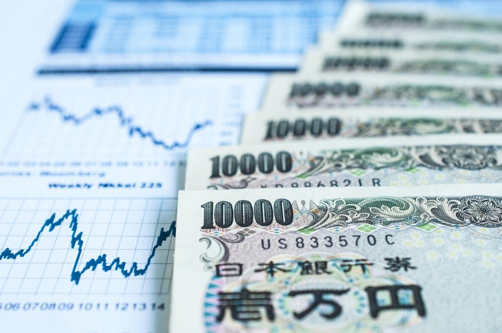 Scott Bessent's Notepad Was Accidentally Photographed At Camp David— and It Shows a Plan to Buy Up To $10 Billion in Japanese Yen