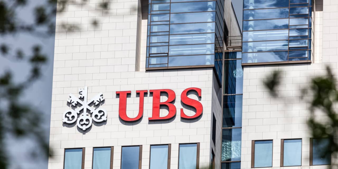 UBS Fined ‘Historic’ $125 Million for Violating Anti-Money-Laundering Rules