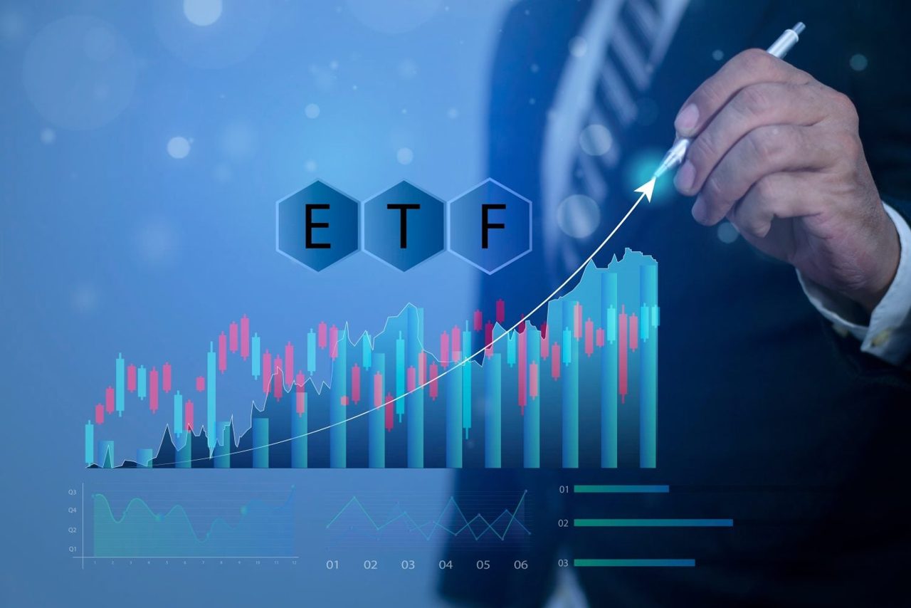 Still Living by the 4% Rule Written in 1994? These 4 ETFs Are the 2026 Version