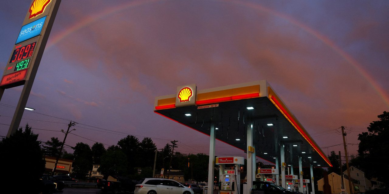 Shell’s Profits Surge on Windfall From Continuing Middle East Conflict