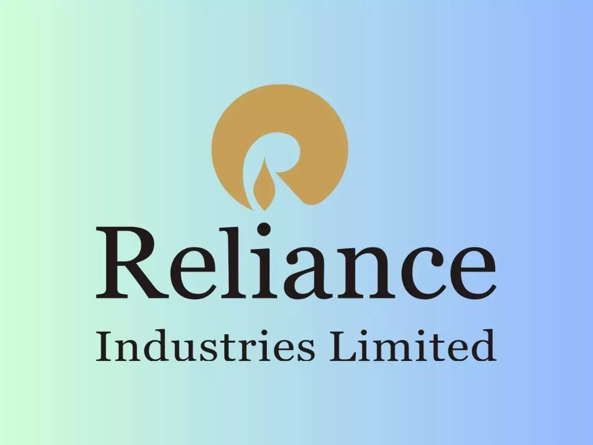Rs 9,000 crore bet! Reliance Industries promoters increase stake by 0.5% in June quarter