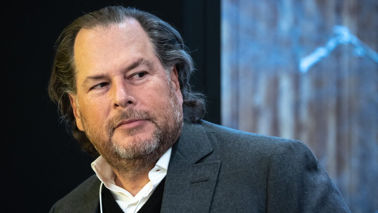 Marc Benioff says experts are wrong about tech job deaths to AI, but backs startup replacing workers with AI