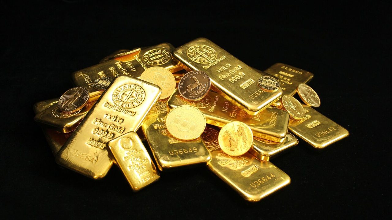 MCX gold rises on dollar dip as global prices fall on rate hike bets