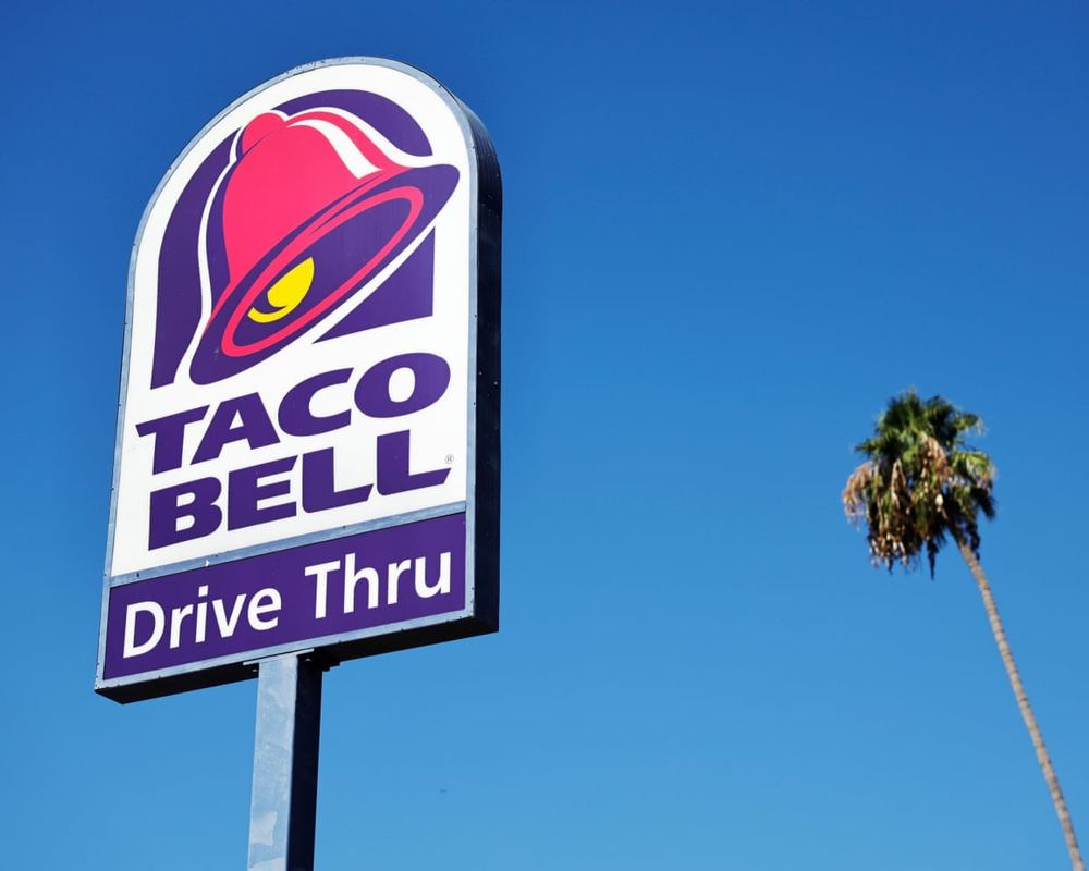 CDC links Taco Bell lettuce to cyclospora outbreak