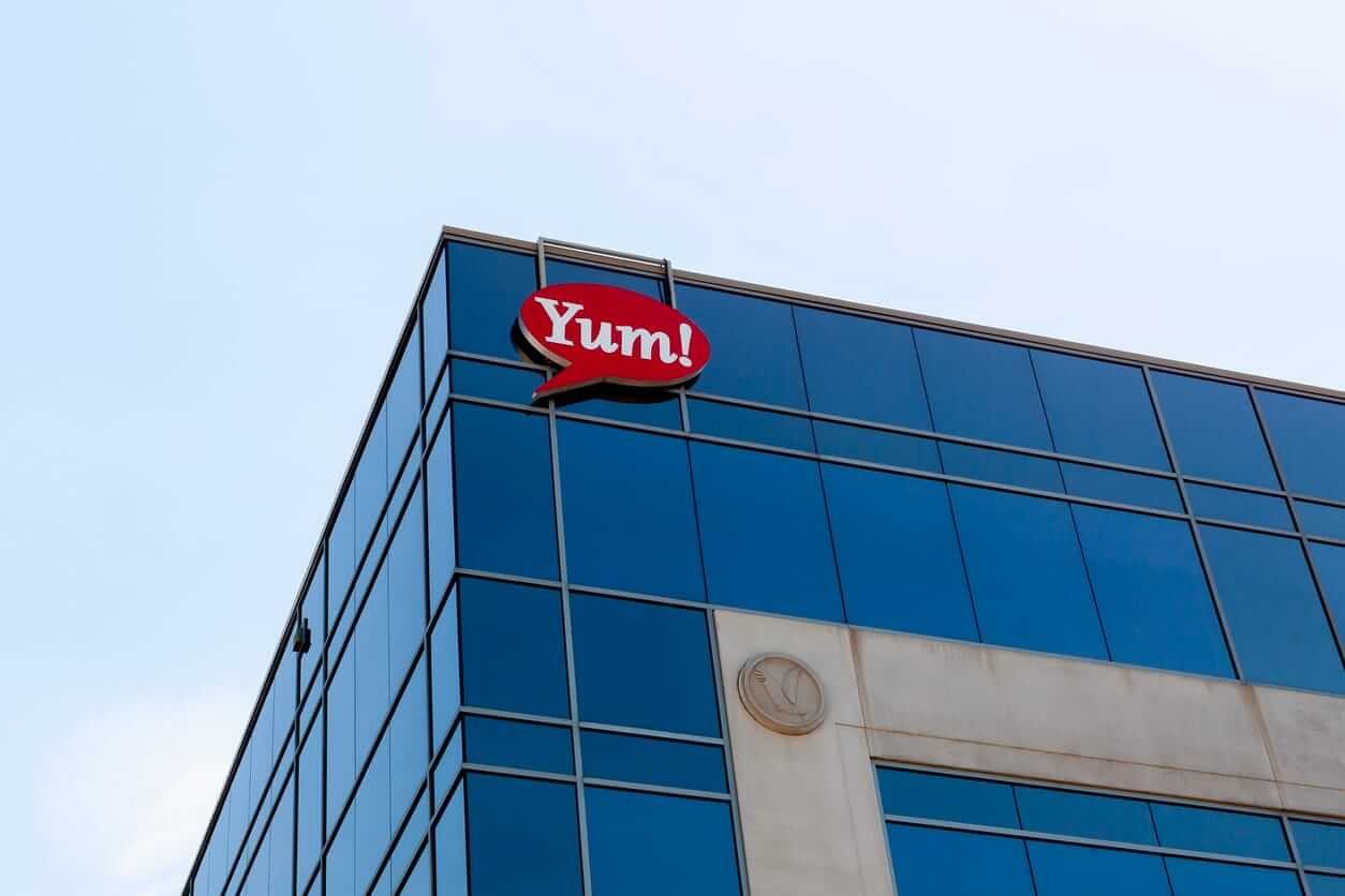 Yum! Brands Stock: Is Wall Street Bullish or Bearish?