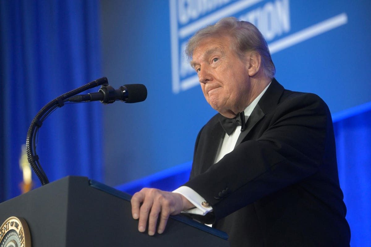 Trump Awkwardly Congratulates Wall Street Journal Reporters He Sued Over Epstein Letters Story