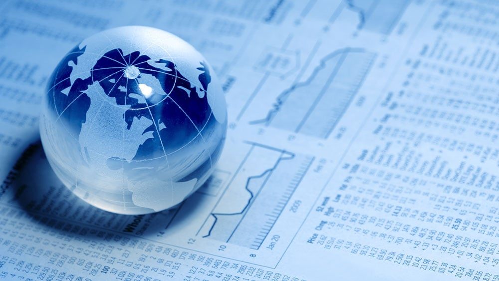 Stock Market Pro Chooses The Best ETFs To Own