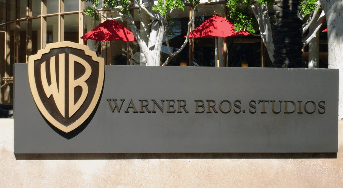 Paramount-Warner merger faces legal setback as antitrust challenge threatens $100 billion deal (PSKY) (WBD)