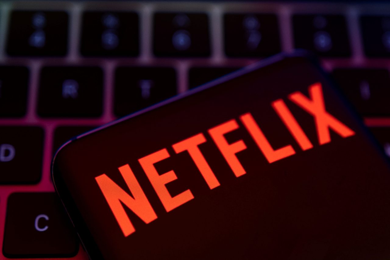 Netflix stock slides as weak Q3 outlook fuels ex-growth fears