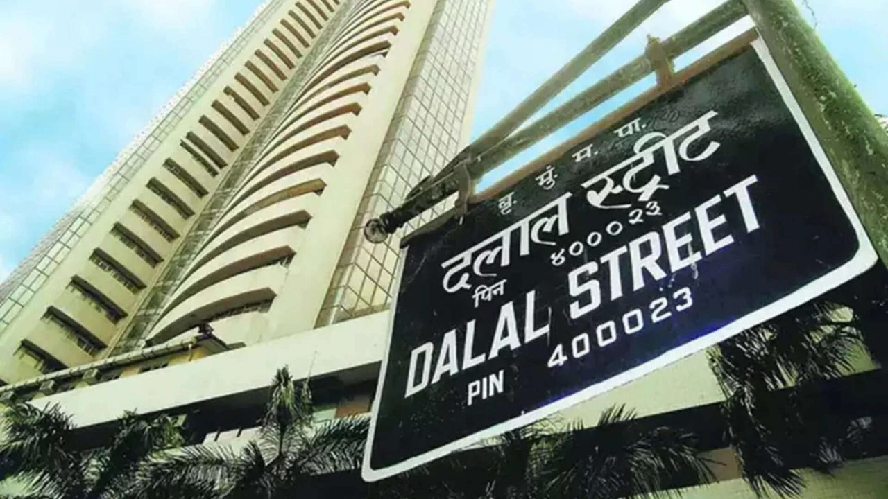 Dalal Street Week Ahead: Selective buying favoured as Nifty remains rangebound