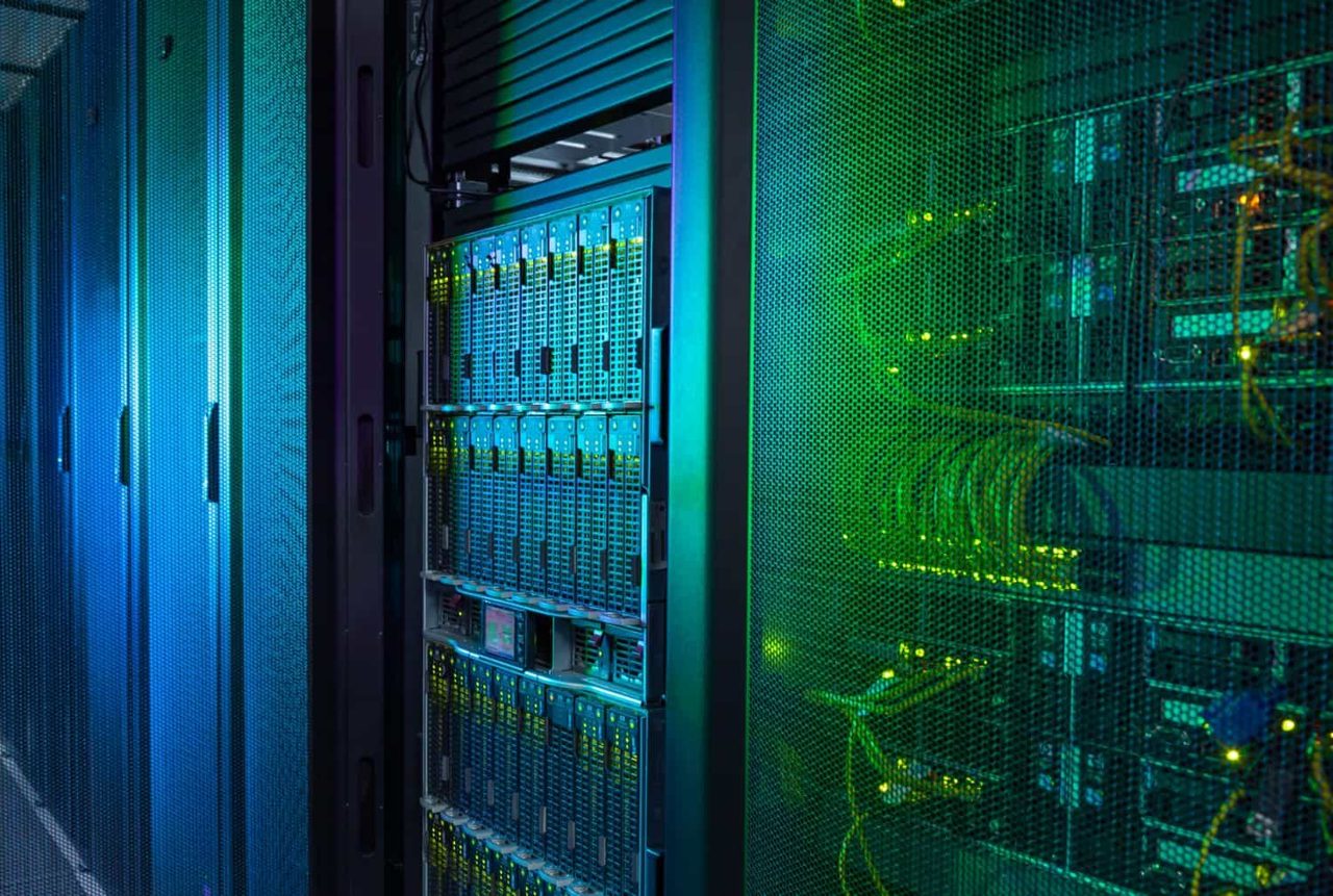 Vertiv’s Multi-Year Pipeline is Locked In — Why This Thermal Titan is a Total Steal Amid the Semiconductor Chill