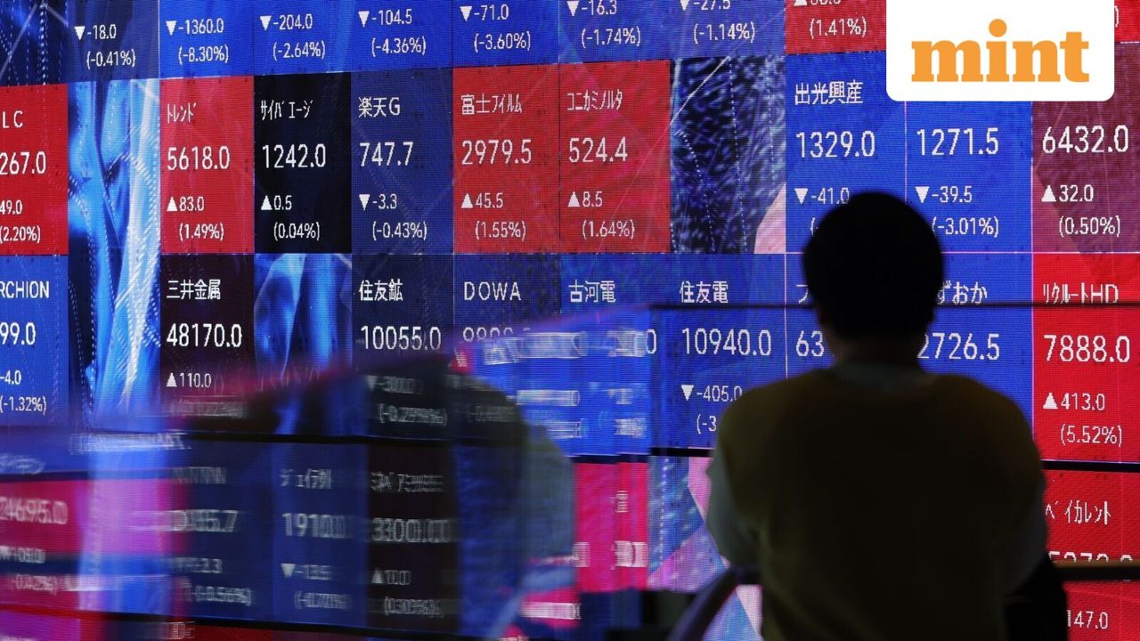 Asian stocks fall as chip slump, Iran strikes lift oil