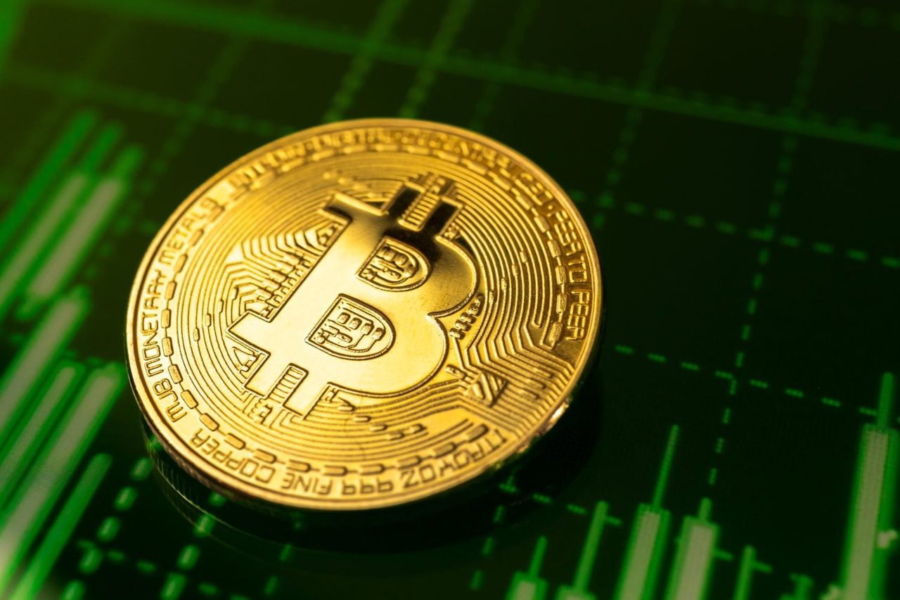 Why the Pure Bitcoin-Miner Fund Crushed the Blockchain Basket, Up 184%