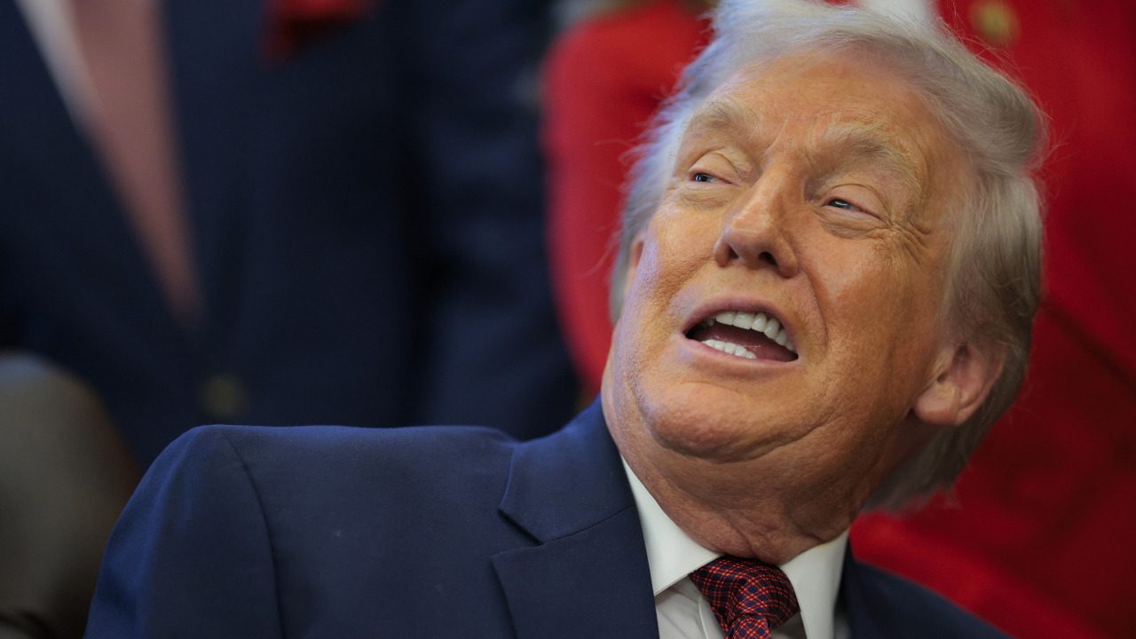 Bitcoin dropped 2% then rebounded after Trump said he's 'a big crypto guy' — here are experts takes on buying the dip