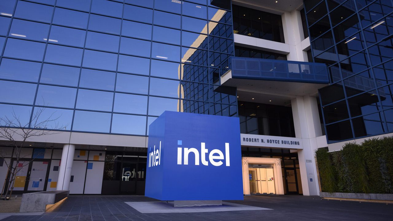 Jim Cramer Reveals Why Intel Corporation (NASDAQ:INTC) Is About More Than Just Selling Computer Chips