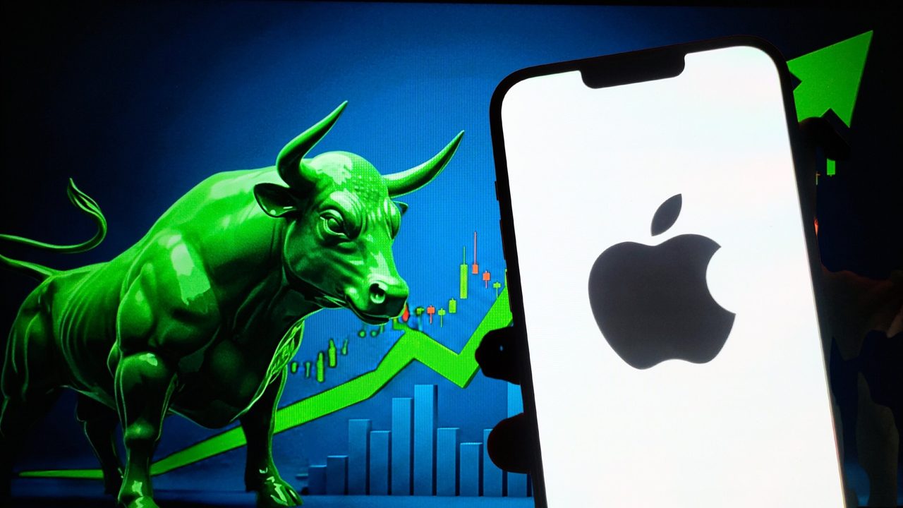 Apple Just Became Wall Street’s Favorite Mag 7 Stock for a Surprising Reason