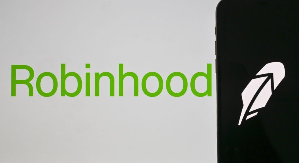 5 Top AI Stocks Investors Own on Robinhood