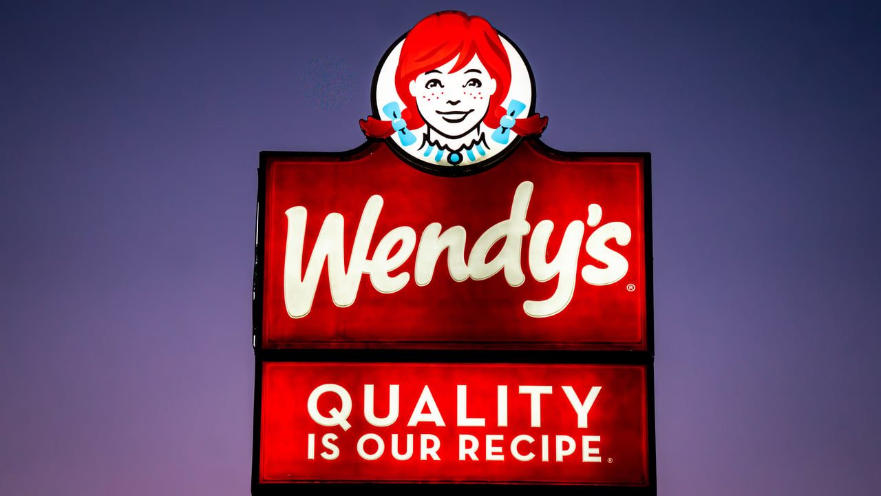 Wendy's CEO Bob Wright outlines turnaround plan after losing No. 2 rank