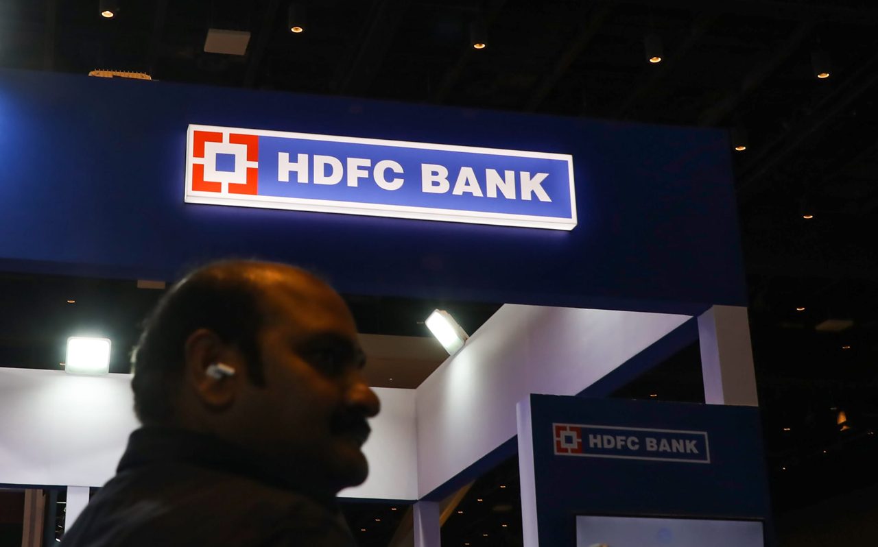 Shares of leading Indian private-sector banks slump 5% on weak earnings in June quarter