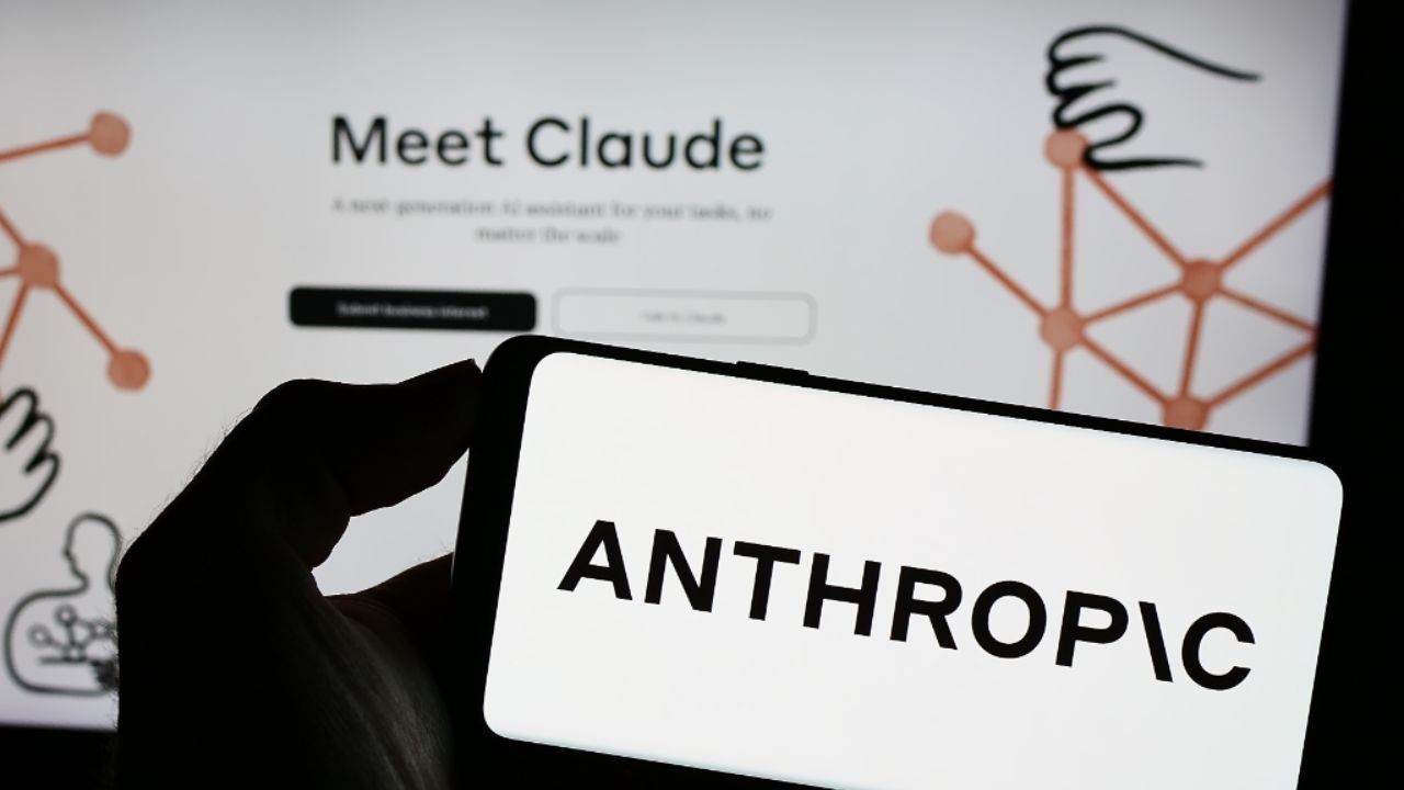 Traders shorten odds on October debut for Anthropic