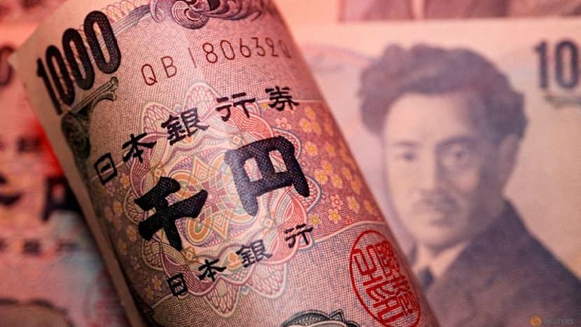 Yen remains under pressure after BOJ kept rates unchanged