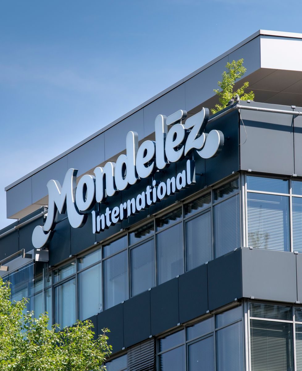 Is Wall Street Bullish or Bearish on Mondelez International Stock?